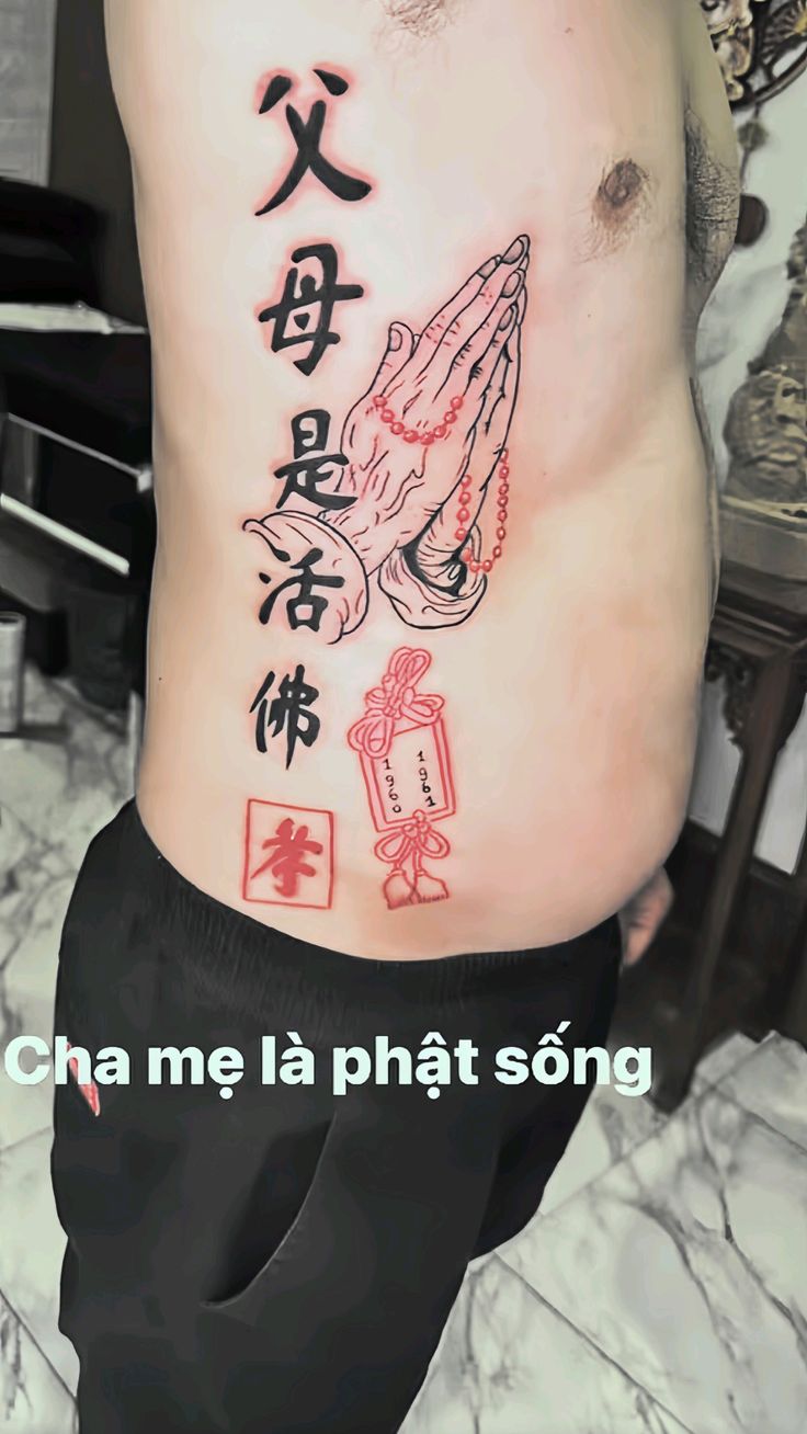 Hình xăm chữ Trung Quốc với chủ đề gia đình
